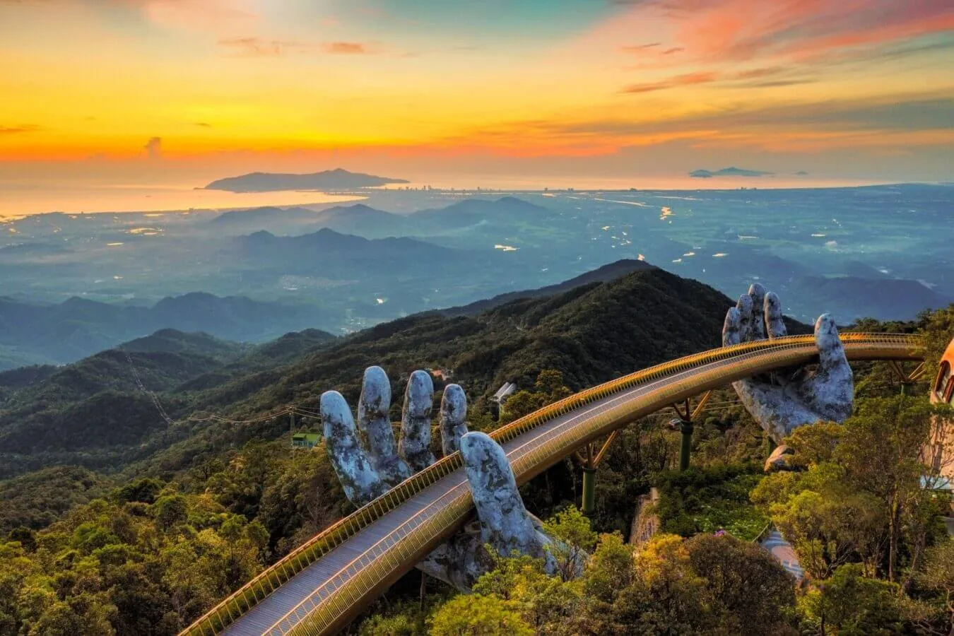 Cầu Vàng